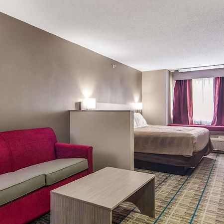 Quality Inn & Suites Grove City-Outlet Mall Екстериор снимка