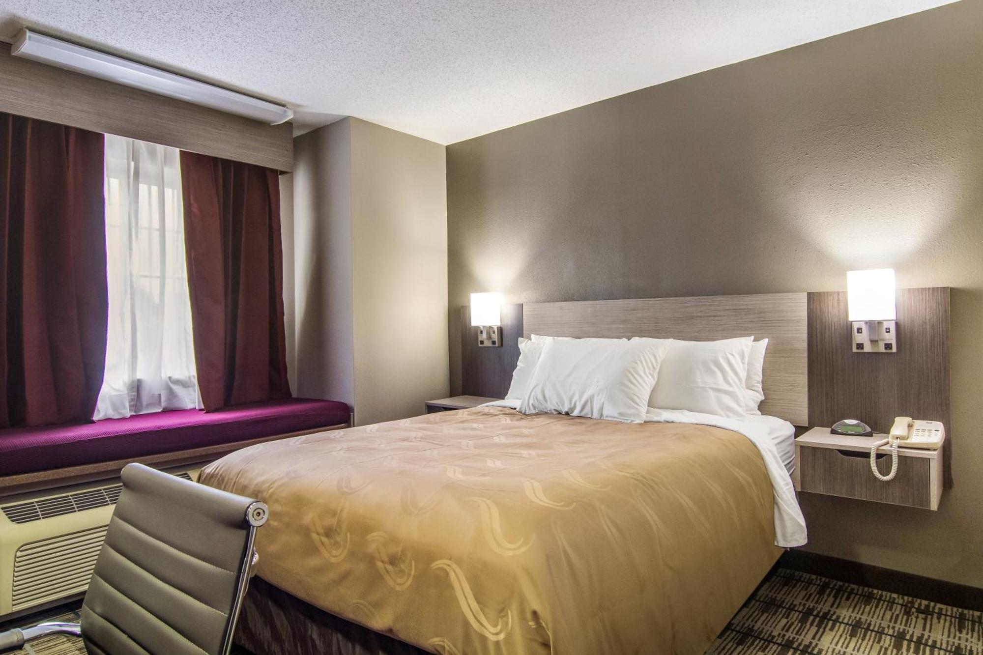 Quality Inn & Suites Grove City-Outlet Mall Екстериор снимка