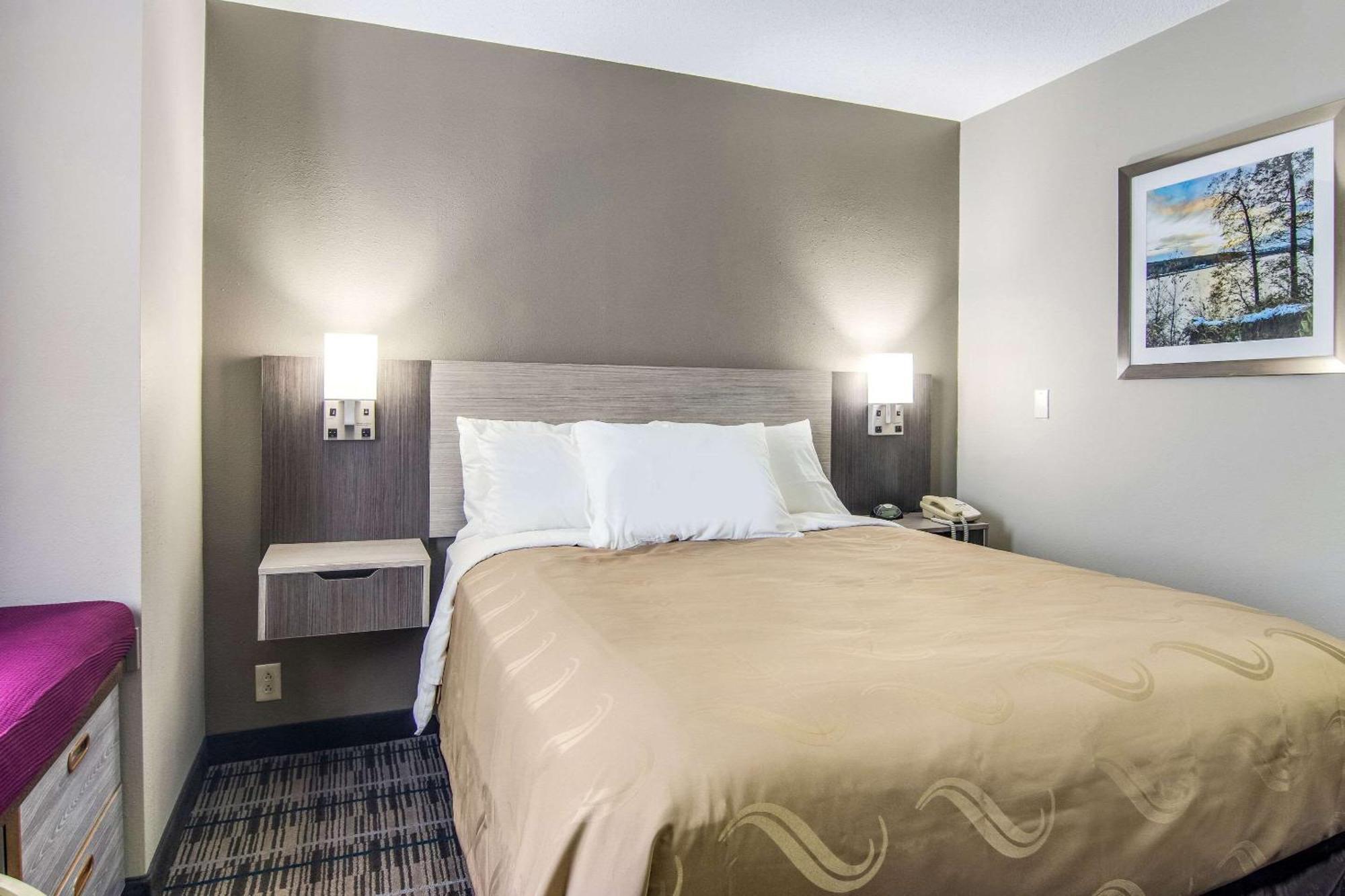 Quality Inn & Suites Grove City-Outlet Mall Екстериор снимка