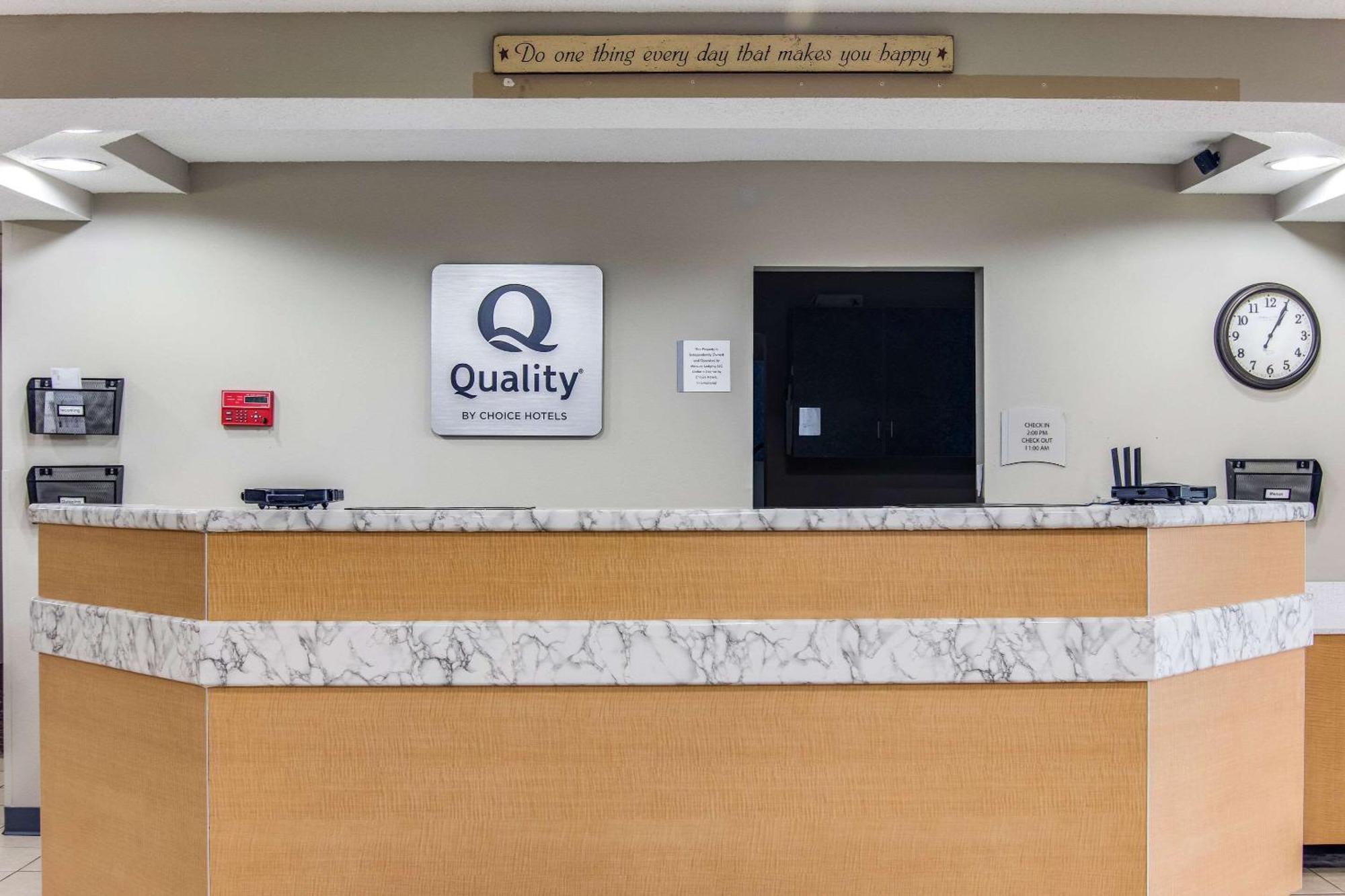 Quality Inn & Suites Grove City-Outlet Mall Екстериор снимка